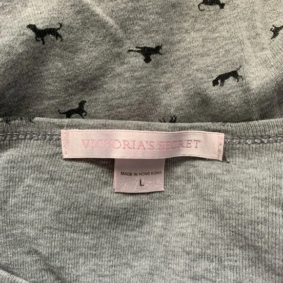 Victoria’s Secret Grey Cropped Cardigan. - Picture 5 of 5
